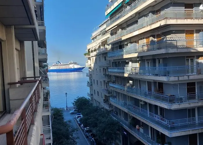 Fabulous Sea View Apartment